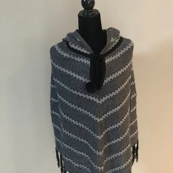 BCBG‎ Maxazria Black/Grey/Gold Shawl SZ S/M
